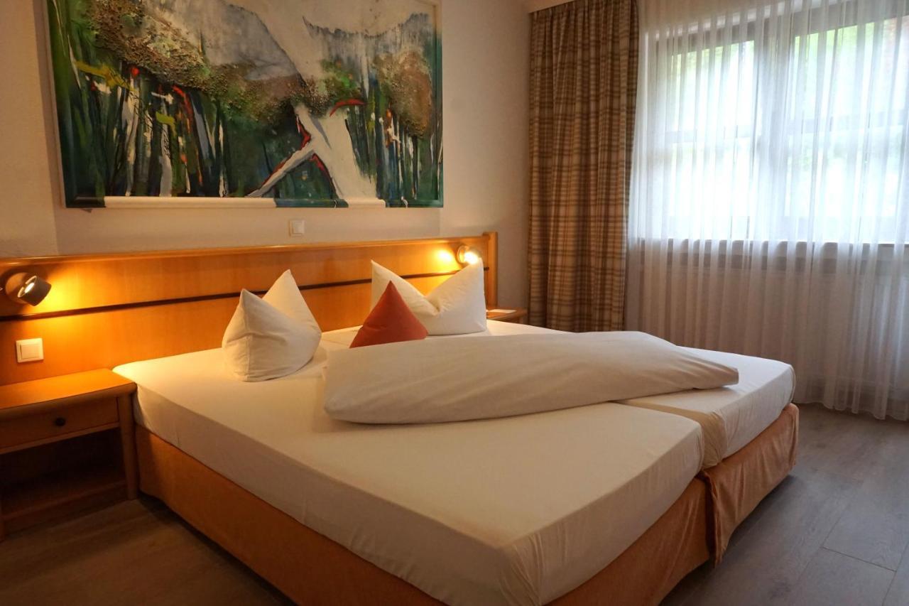 Flair Hotel Hochspessart Heigenbruecken Buitenkant foto