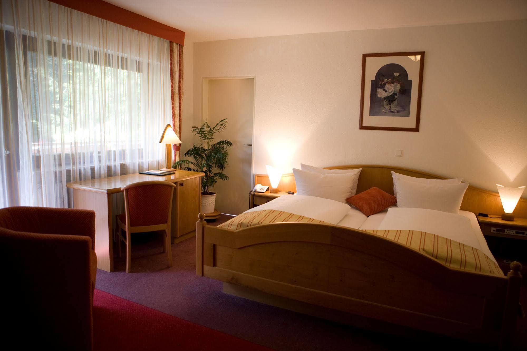 Flair Hotel Hochspessart Heigenbruecken Buitenkant foto