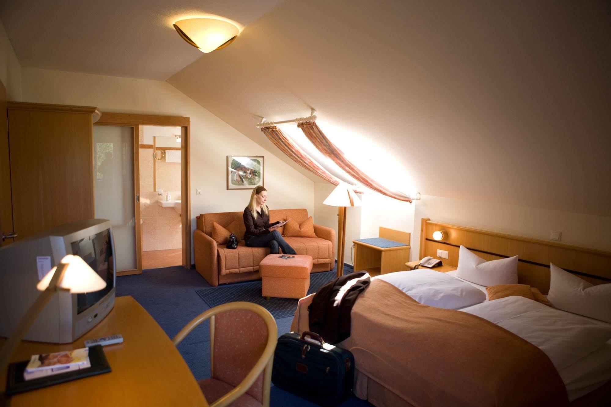 Flair Hotel Hochspessart Heigenbruecken Buitenkant foto